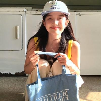 许纯纯的茶花运